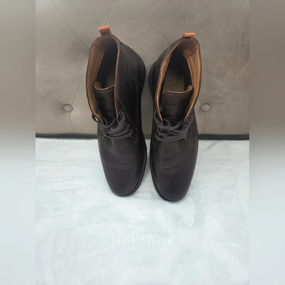 Tommy‎ Bahama Edisto Chukka Boots Brown Leather Mens 10.5M Made In Brazil